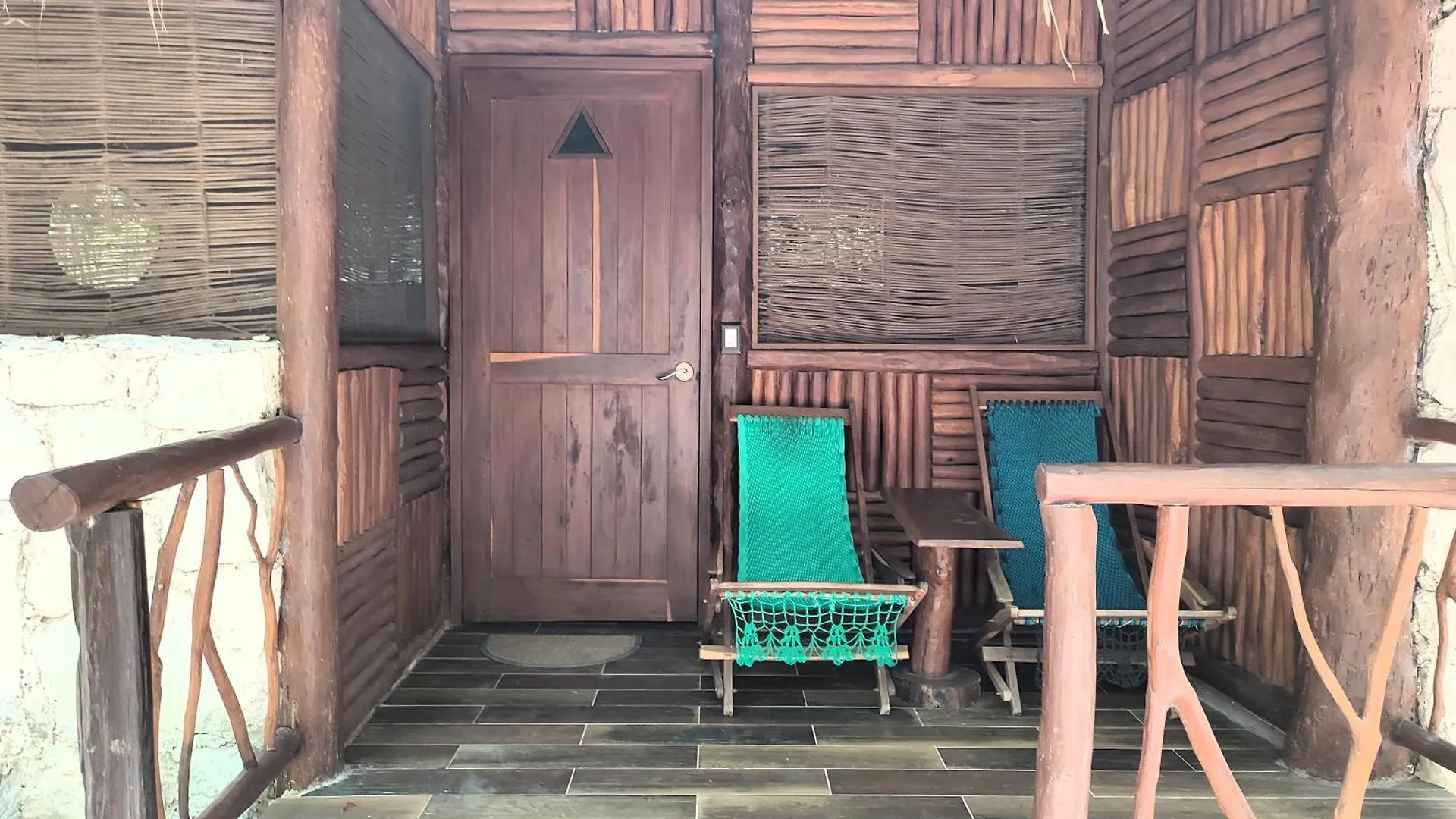 *** Camping Aldea Maya-Ha Cabañas con cenotes Puerto Morelos México