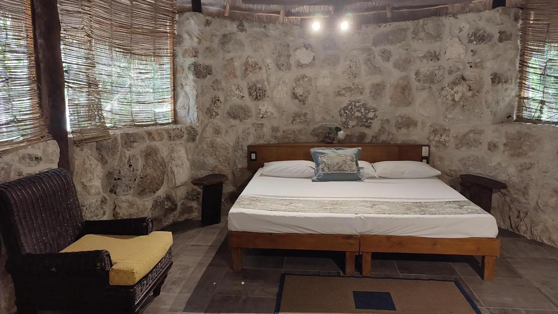 Aldea Maya-Ha Cabanas Con Cenotes Puerto Morelos Campsite