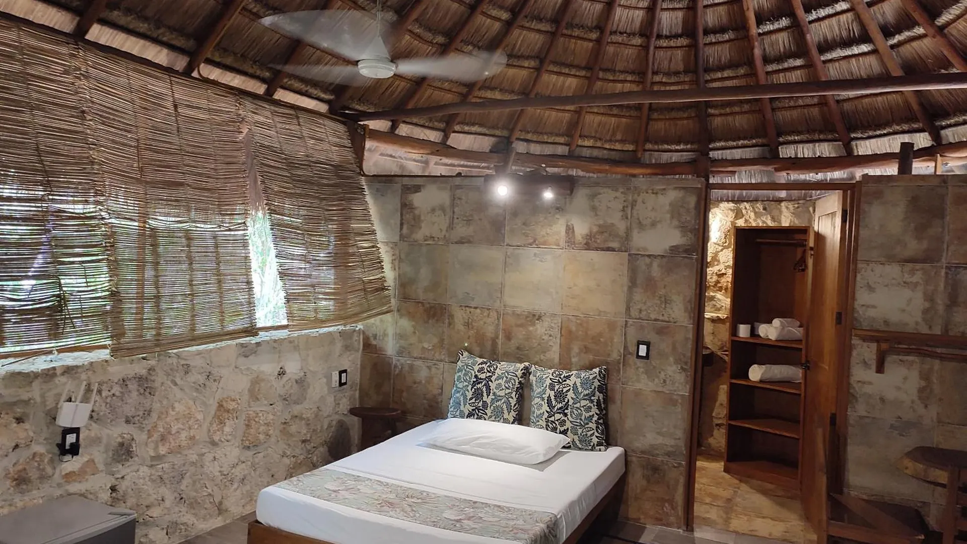 Aldea Maya-Ha Cabanas Con Cenotes Puerto Morelos Campsite