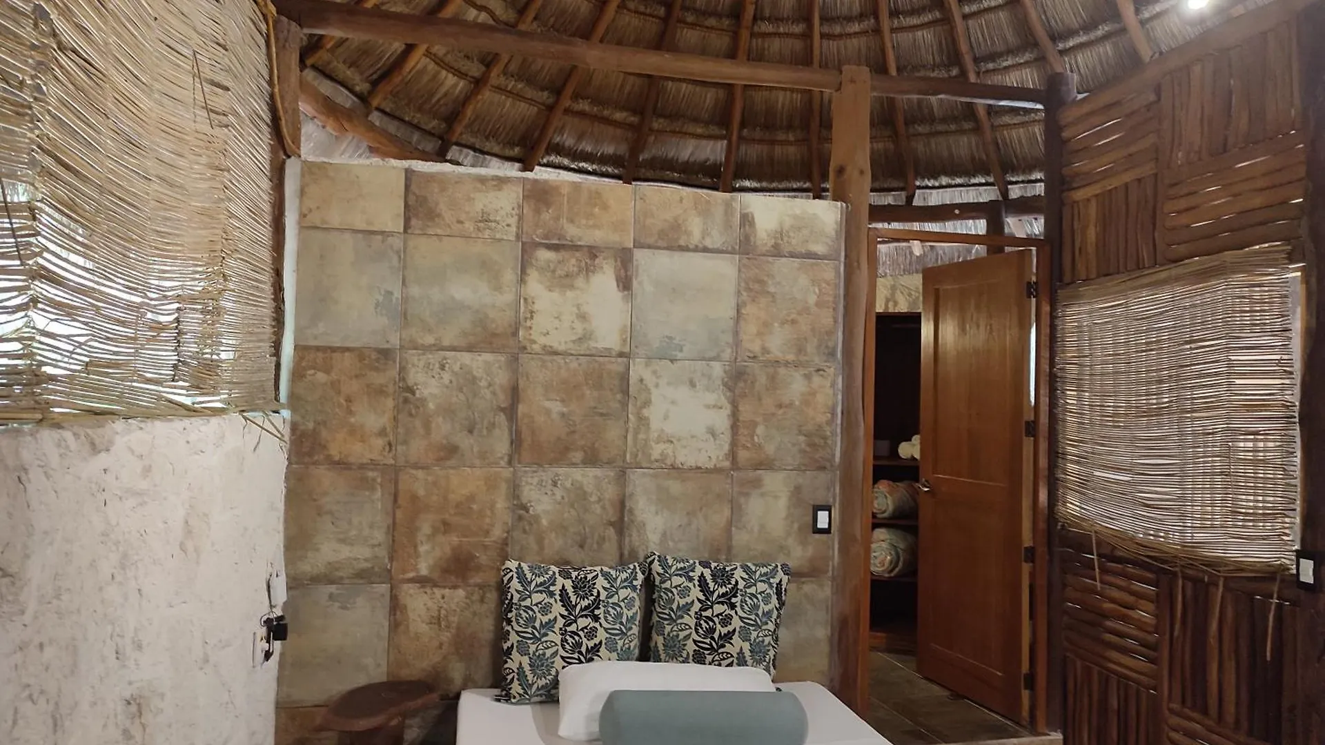 Aldea Maya-Ha Cabanas Con Cenotes Puerto Morelos 3*,