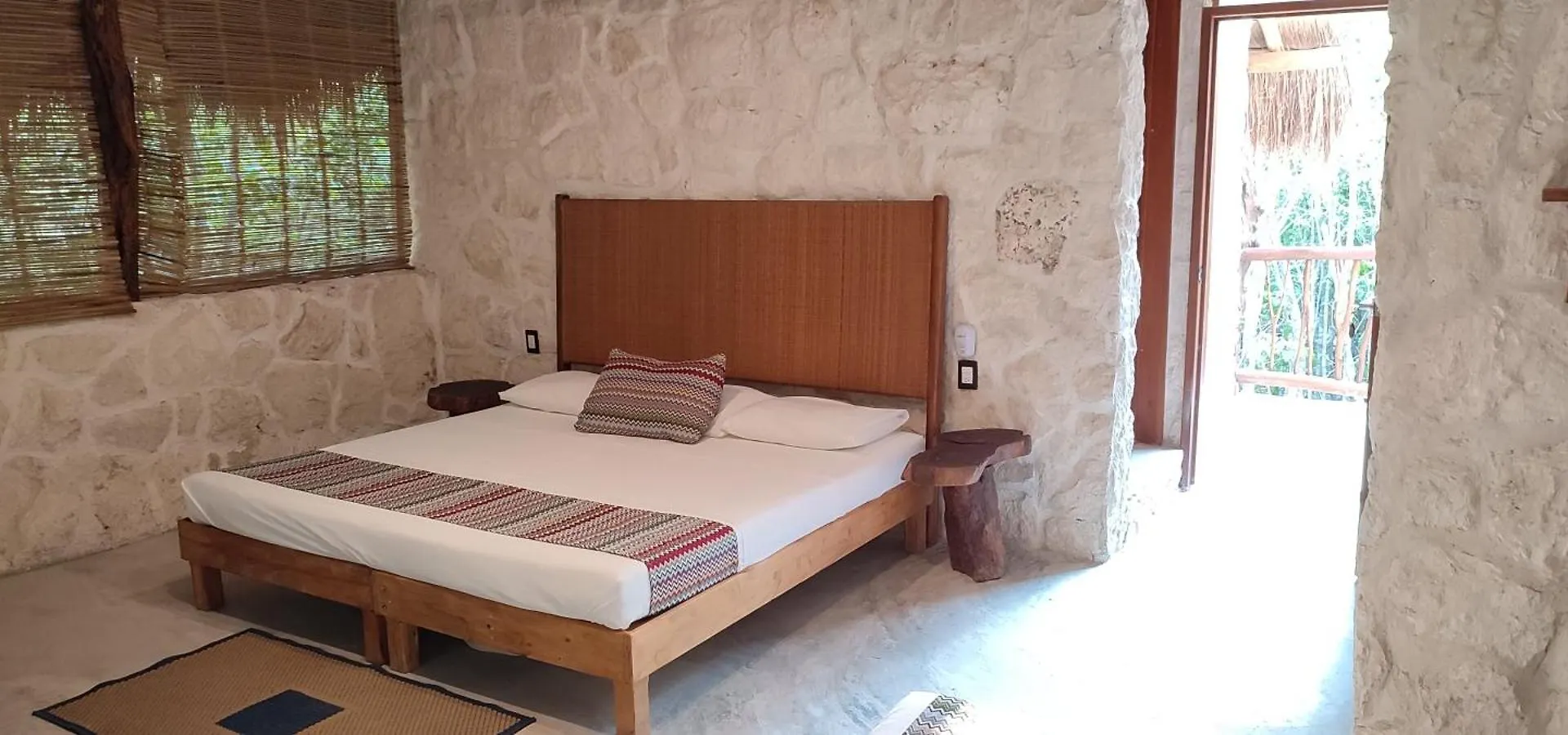 Aldea Maya-Ha Cabanas Con Cenotes Puerto Morelos Mexico